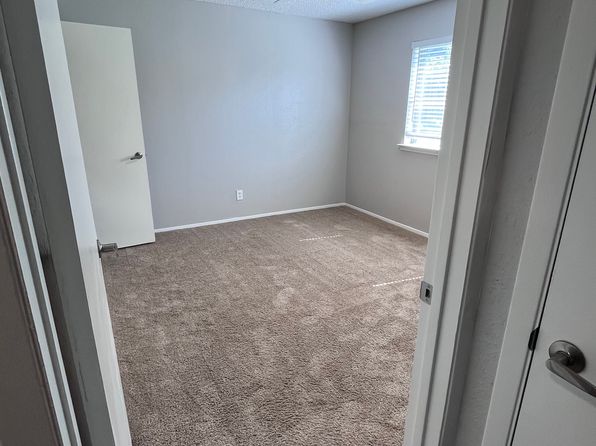 1243 Saturn St