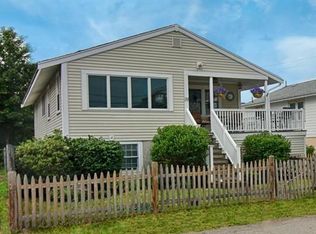 39 B St, Hull, MA 02045