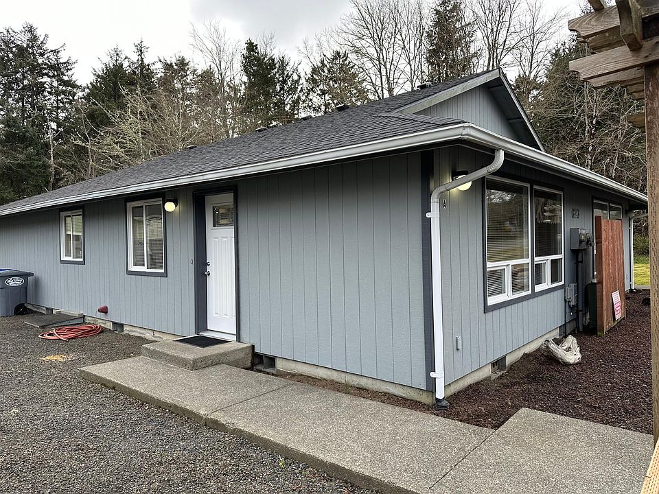 1st image of 623A Newell Ave W