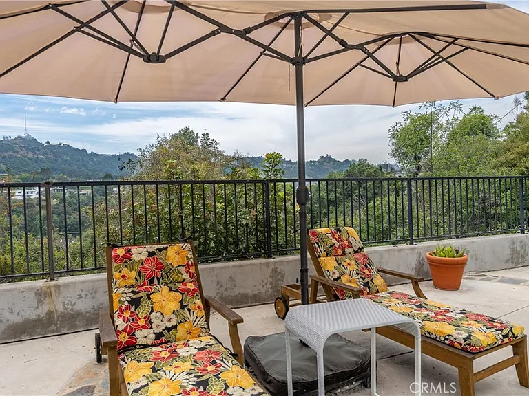 11446 Amanda Dr — Photo 37