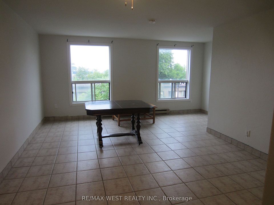 1st image of 2965 Islington Ave #8