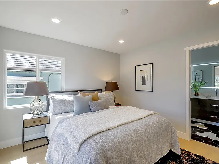 914 Everett Ave — Photo 19
