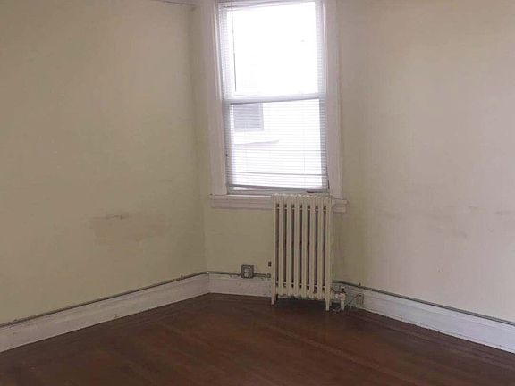 5BC76C5D-5313-41B4-9F39-E2CA1AC093C1