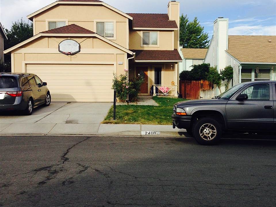 1st image of 2410 Pinebrook Dr