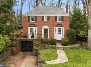 701 Chalfonte Dr, Alexandria, VA 22305