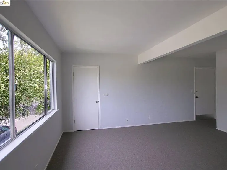 1612 Hopkins St #3 — Photo 16