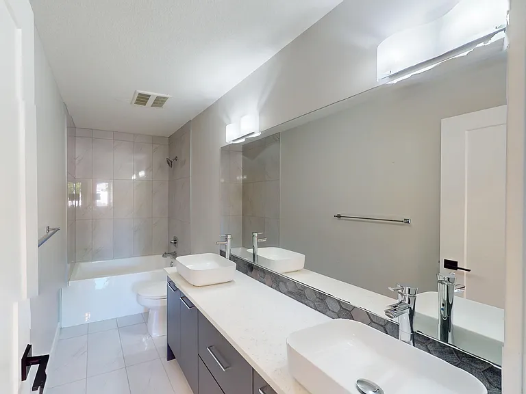 97 Hendon Dr NW — Photo 15