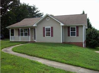 2081 Summer Breeze Cir NE, Cleveland, TN 37323