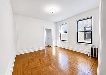 575 3rd Street, #4A