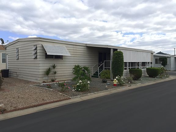 2nd image of 2280 E Valley Pkwy Space 131