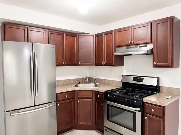 20 Moreno Ct, Staten Island, NY 10309