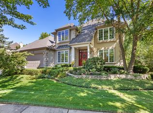 3804 King Richard Ct, St Charles, IL