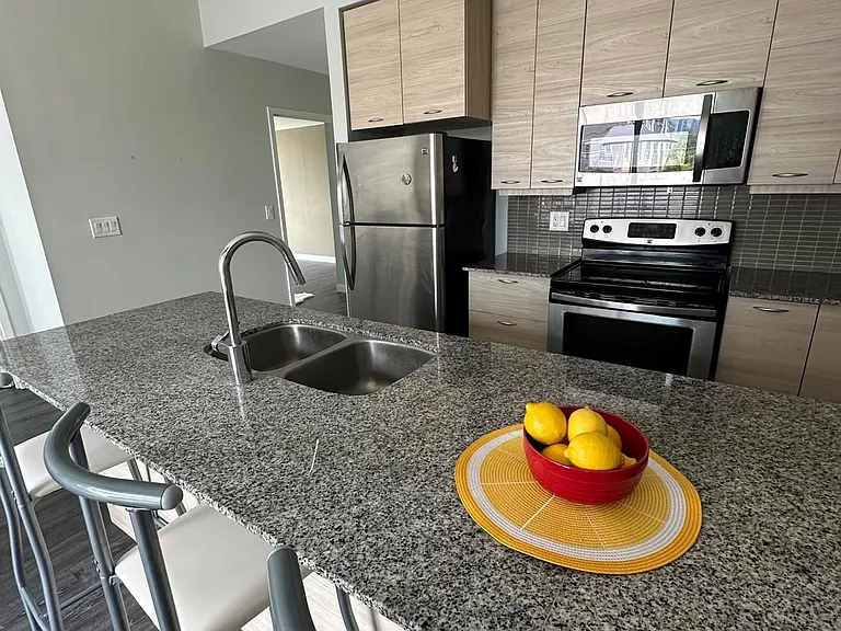 318 Spruce St #309 — Photo 19
