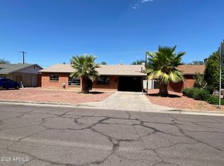 2736 W LAWRENCE Road W, Phoenix, AZ 85017