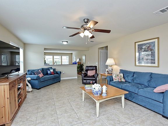 4th image of 604 Salado Creek Ln