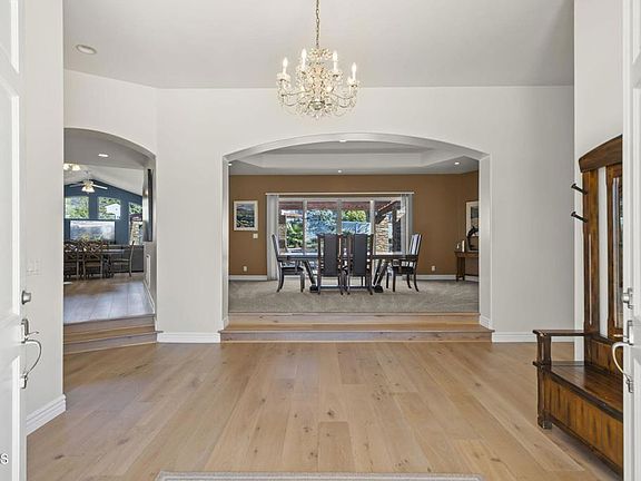 2nd image of 2550 Riave Ct