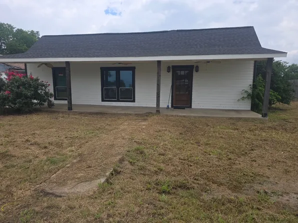303 E Treadwell St, Aquilla, TX 76622