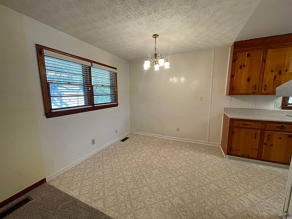 4th image of 125 Briarcliff Rd