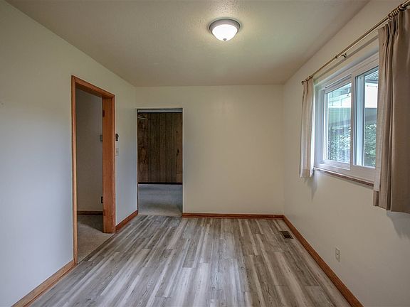4th image of 5509 Ampere Dr
