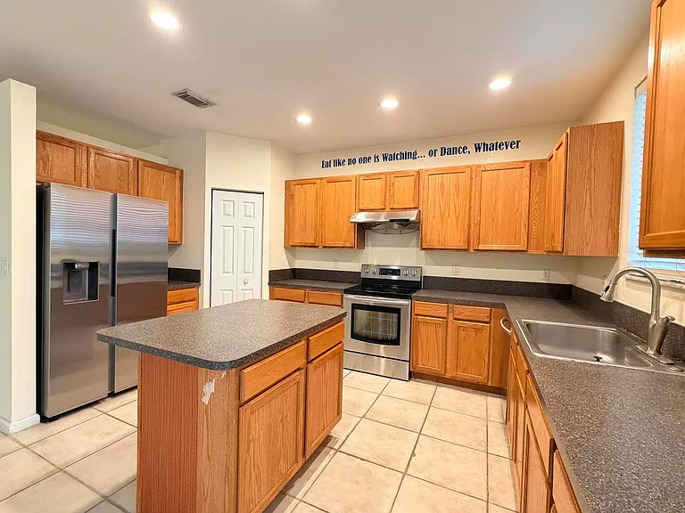 2789 S Evergreen Cir — Photo 4