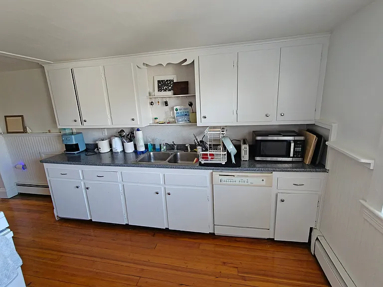 153 Governor St #3 — Photo 13