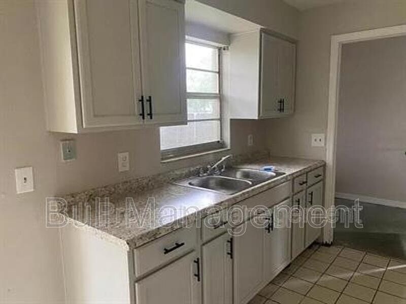 1st image of 5525 Lehigh Ave