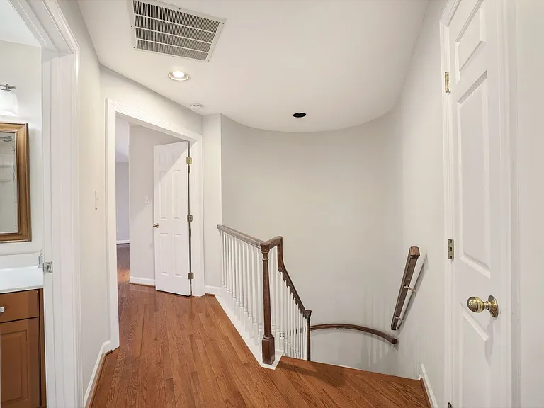 2171 Wolftrap Ct — Photo 15