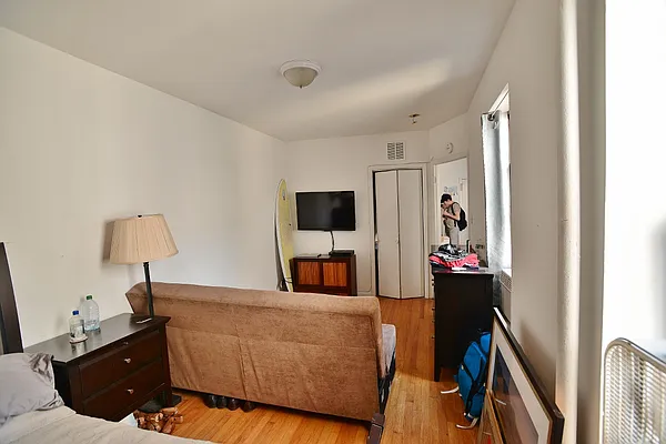 Rented by J Misrahi Realty Corp | media 3