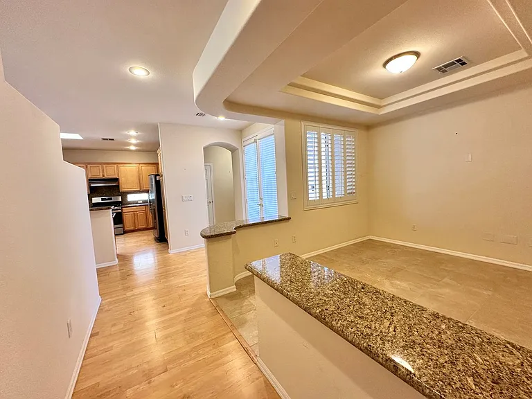 10252 Riva De Destino Ave — Photo 15