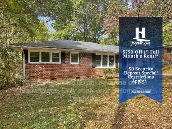 4601 Hillpine Rd, Forest Park, GA 30297