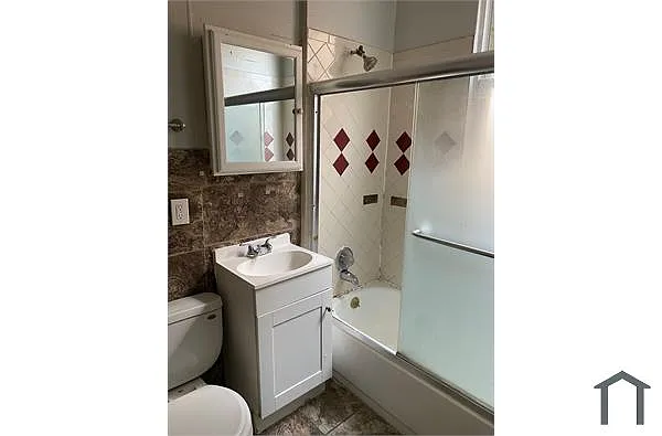 6035 S Karlov Ave Floor 1 photo 1