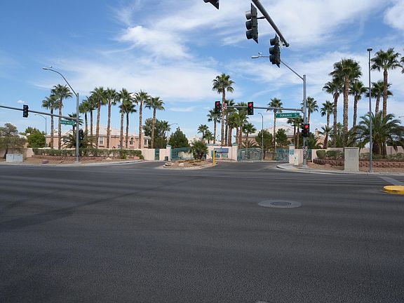 2nd image of 8404 Majestic View Ave