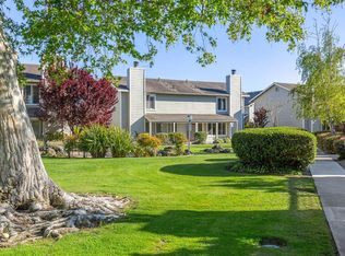 321 Catamaran St, Foster City, CA 94404