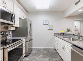 11 Plantation Dr APT 204, Vero Beach, FL 32966