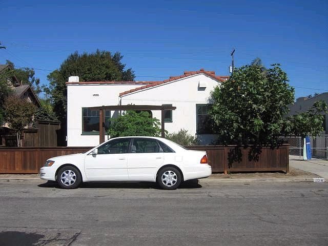 1st image of 104 S Dos Caminos Ave