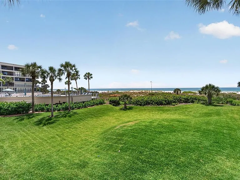 4450 Gulf Blvd #113 — Photo 42