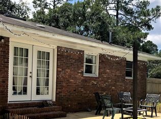 107 E Grace St, Hahira, GA 31632