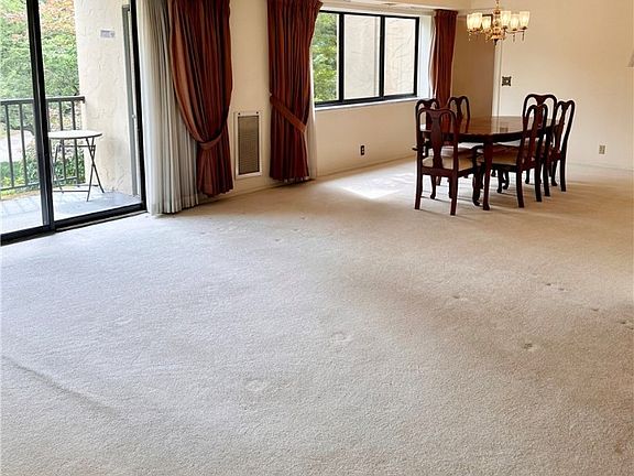 4th image of 1012 Bunker Dr APT 203