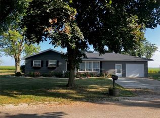 313 E North 3rd St, Findlay, IL 62534