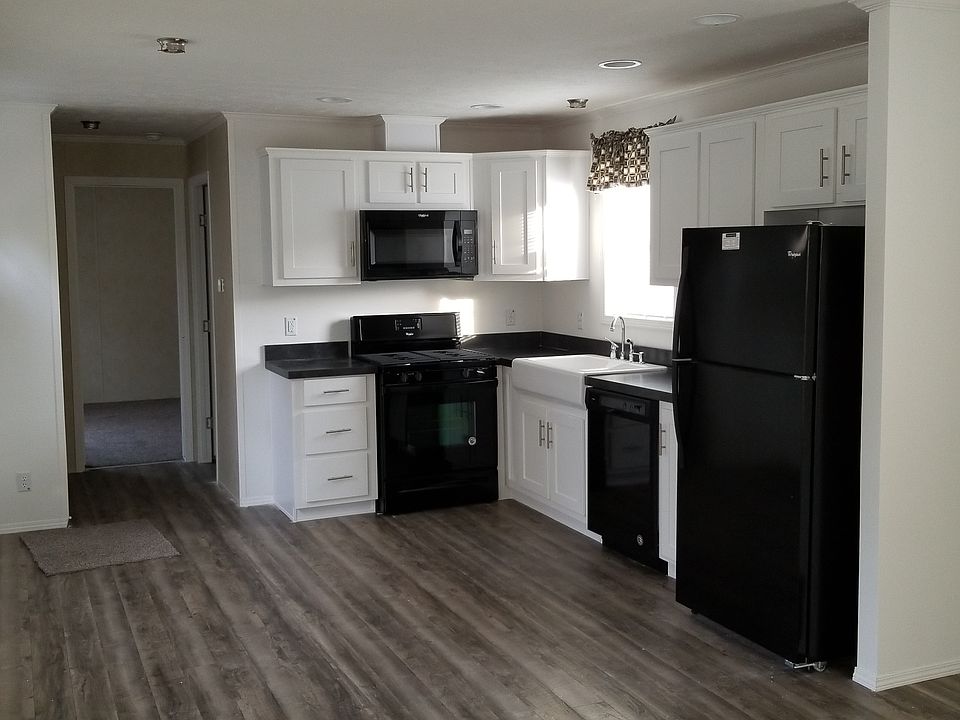 2nd image of 720 Garden Park Ln