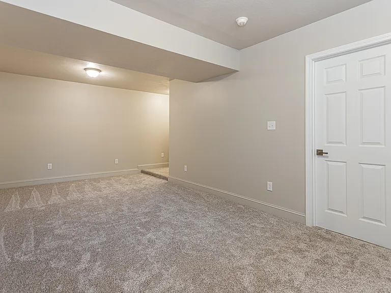 220 Konawa Ln — Photo 12