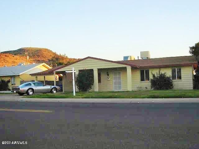 1st image of 1931 W Wood Dr