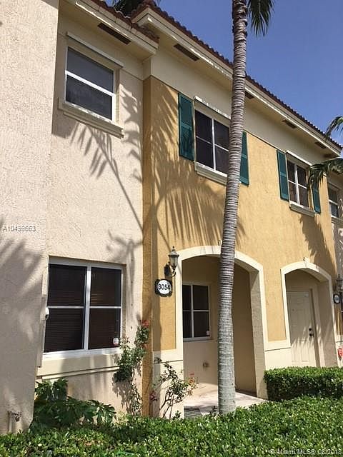 2nd image of 3054 SE 15th Ave