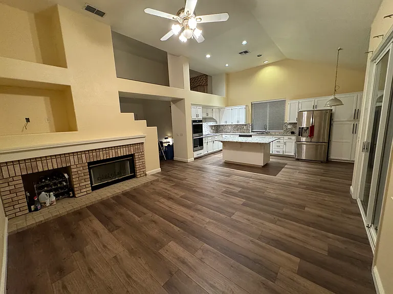Cliffwood Dr — Photo 4