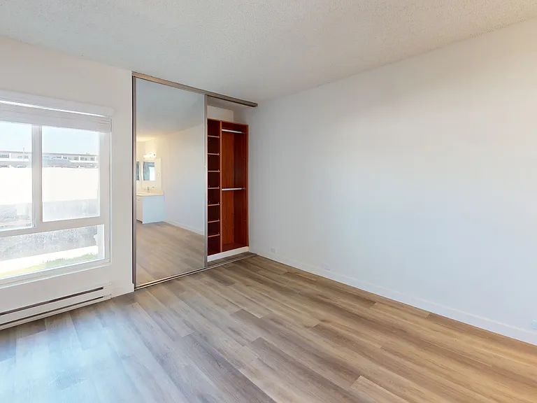 Eight 80 Newport Beach — Photo 155