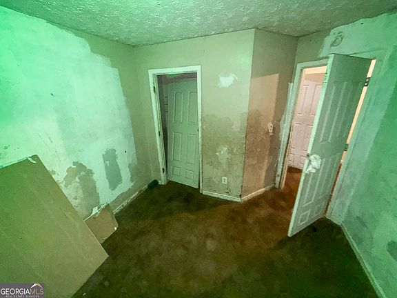 5th image of 2033 Pine Cone Dr SW