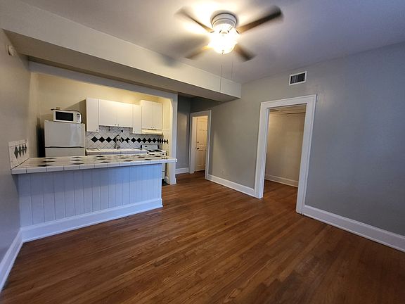 5th image of 1312 Willow Branch Ave APT 3
