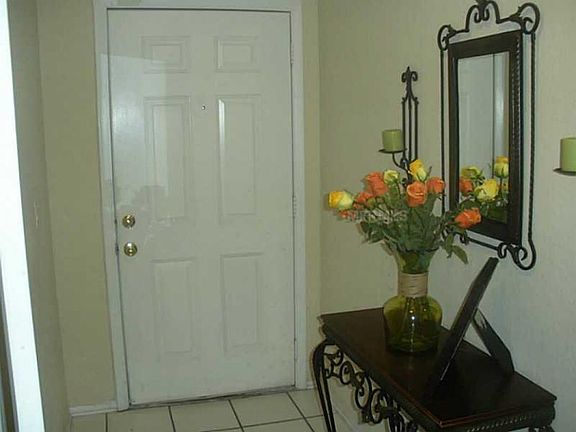 2nd image of 7705 Palmera Pointe Cir