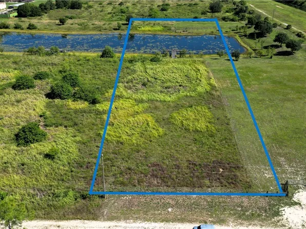 4th Ter, Labelle, FL 33935