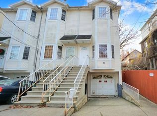 40 Layton Ave, Staten Island, NY 10301